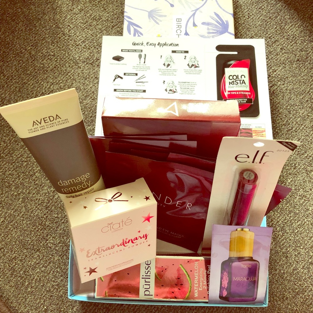 ***Make An Offer!!!***  Luxury Beauty Box